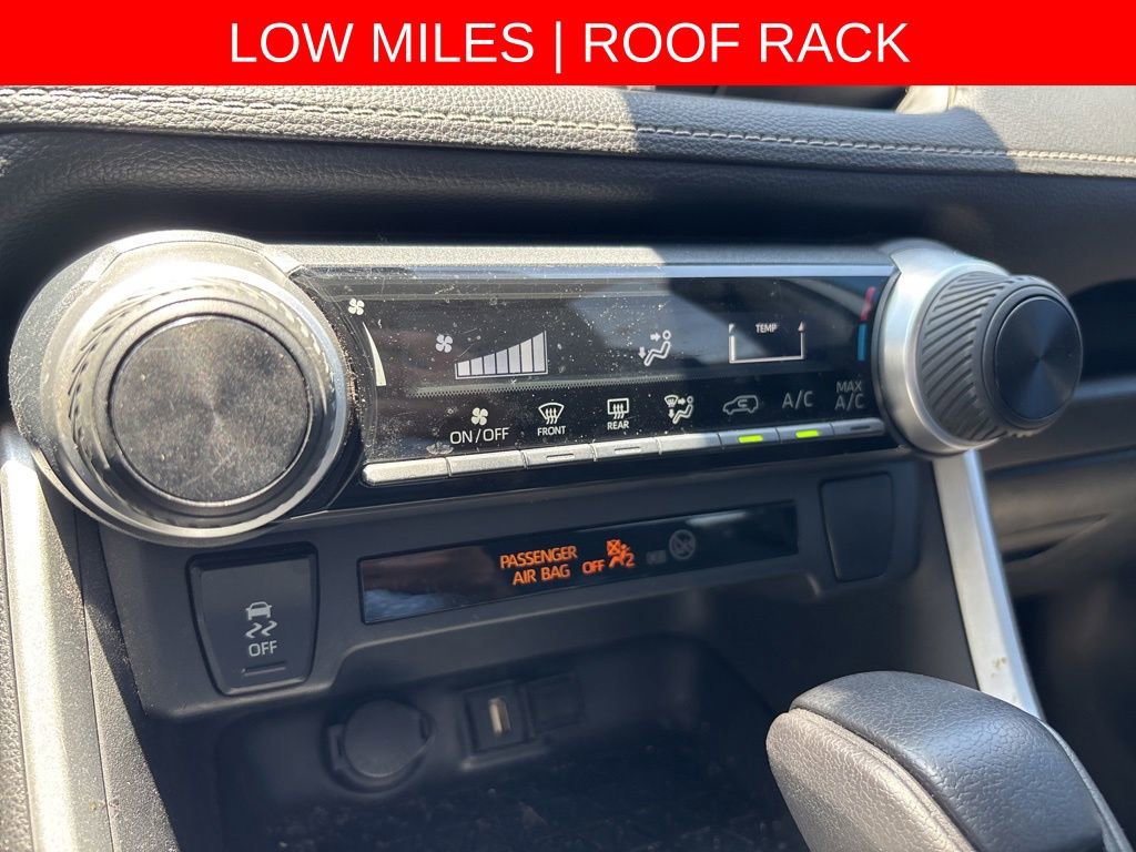 Used 2021 Toyota RAV4 LE FWD image 20