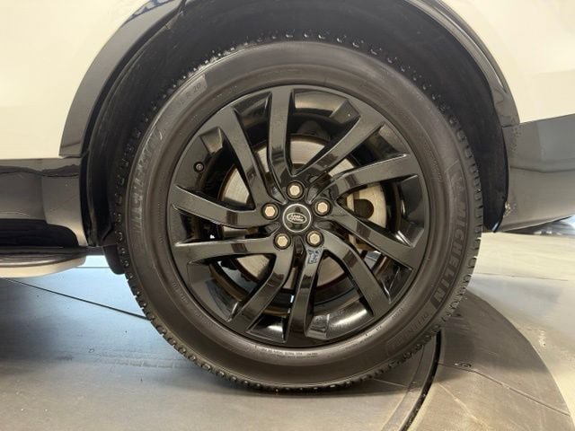 Used 2020 Land Rover Discovery HSE Luxury AWD/4WD image 43