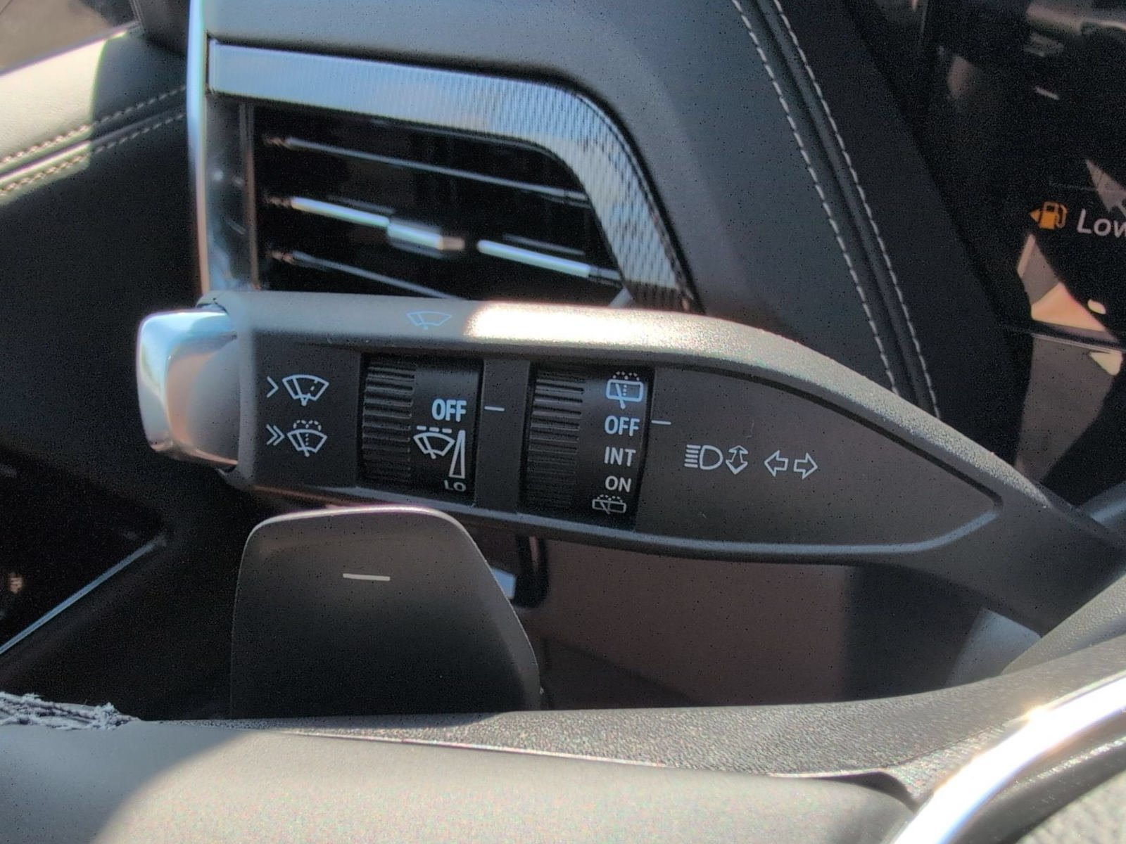 New 2026 GMC Yukon Elevation AWD/4WD image 14