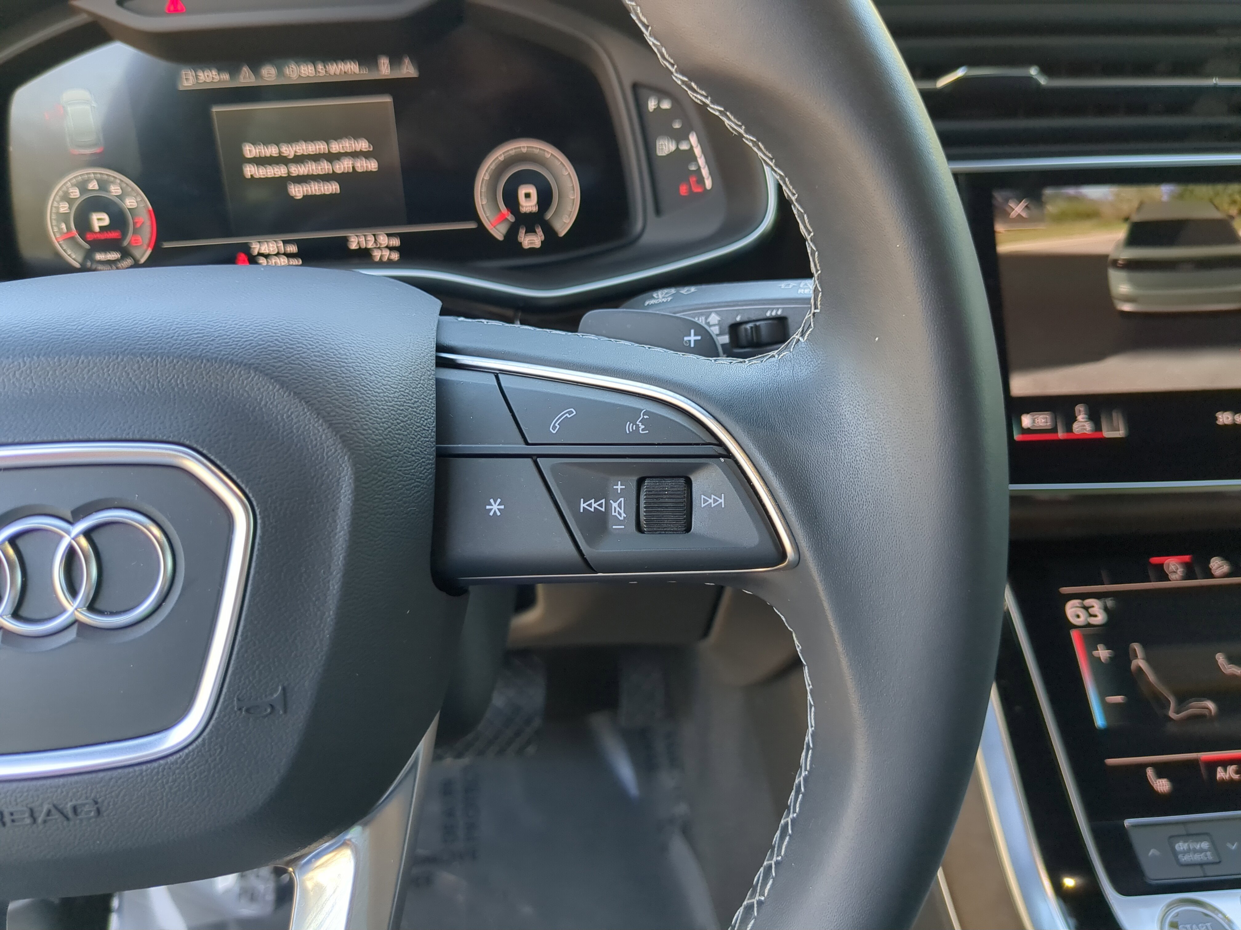 Certified 2025 Audi Q8 Premium w/ Black Optic Package image 33