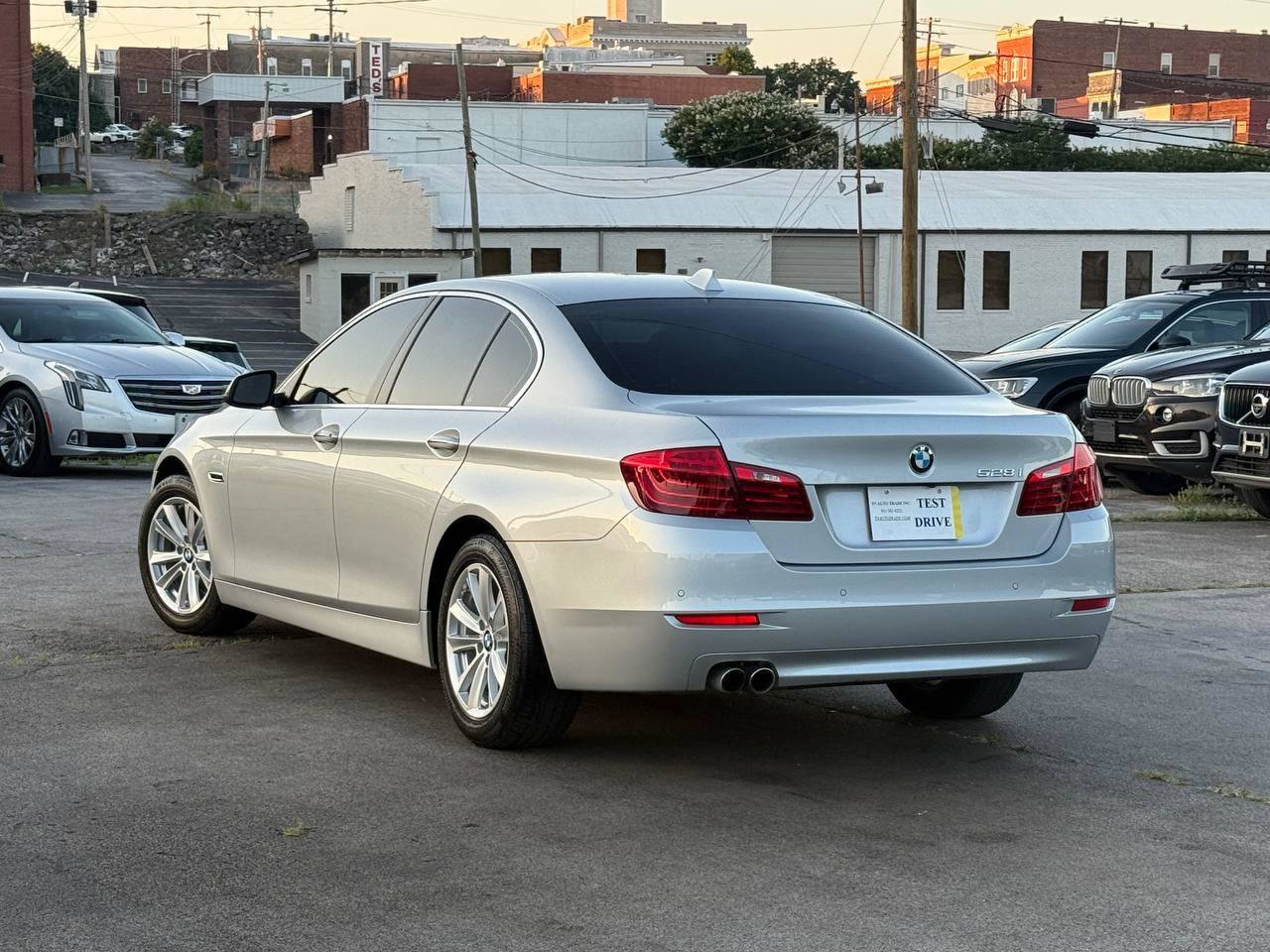Used 2014 BMW 528i Sedan RWD image 4