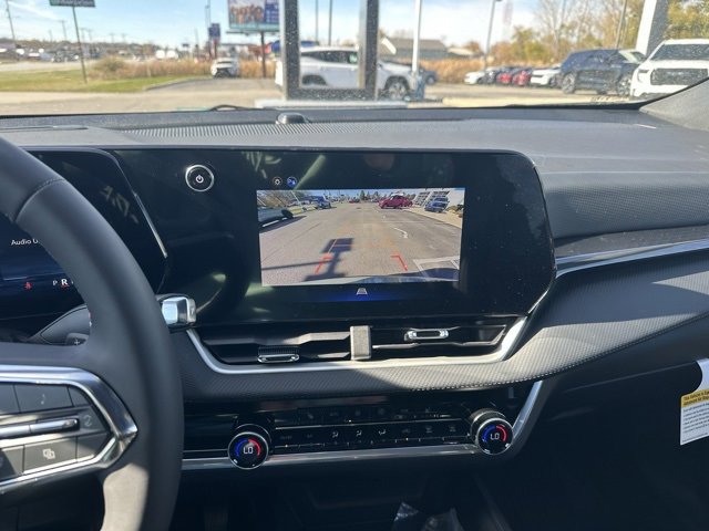 New 2026 Chevrolet Equinox LT image 23