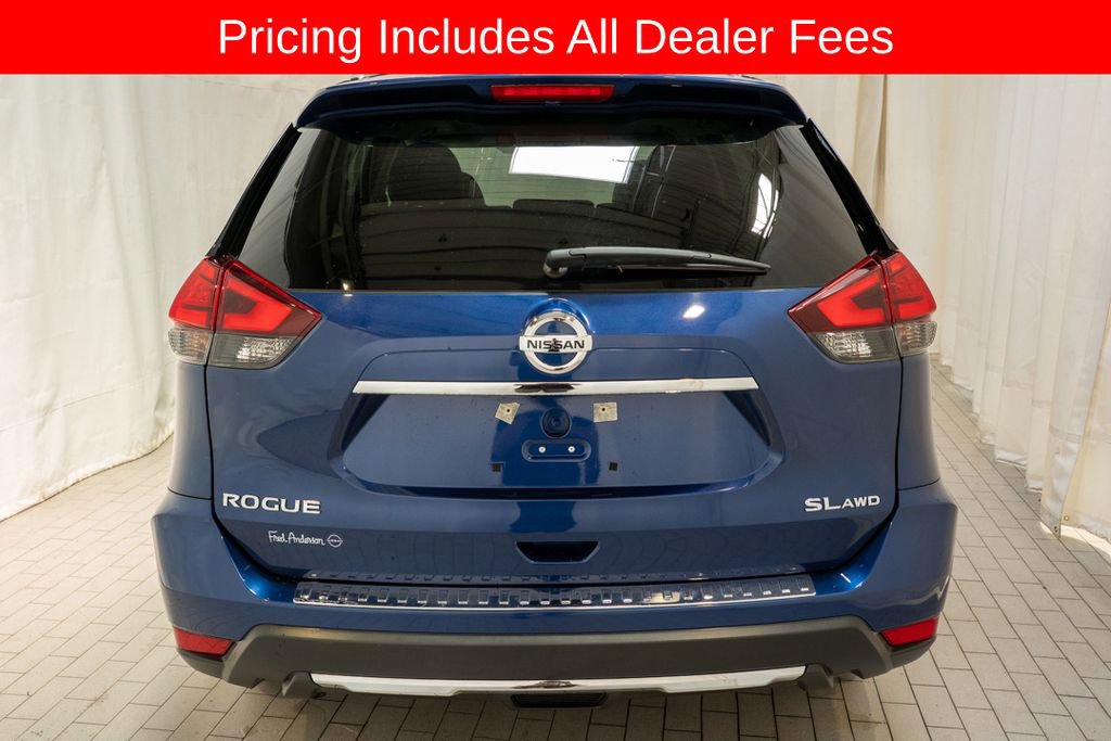 Used 2017 Nissan Rogue SL w/ SL Premium Package AWD/4WD image 4