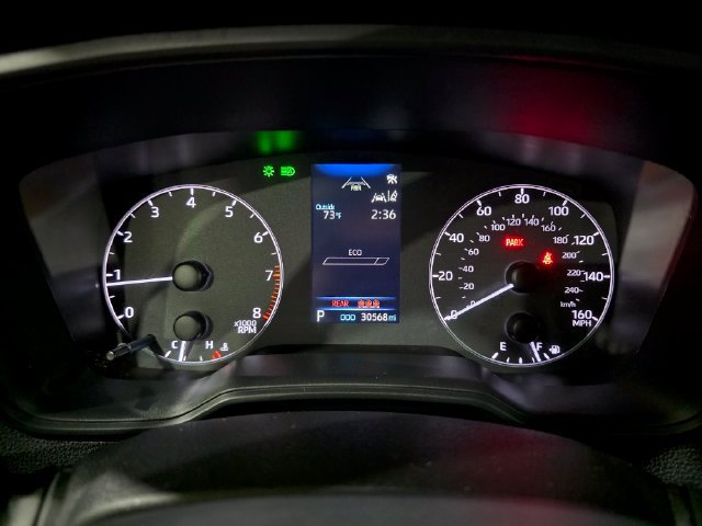 Used 2024 Toyota Corolla Cross LE AWD/4WD image 17