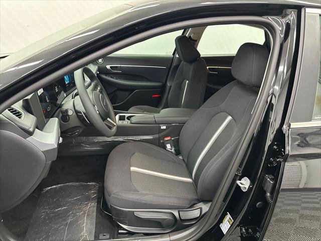 New 2026 Hyundai Sonata Blue FWD image 9