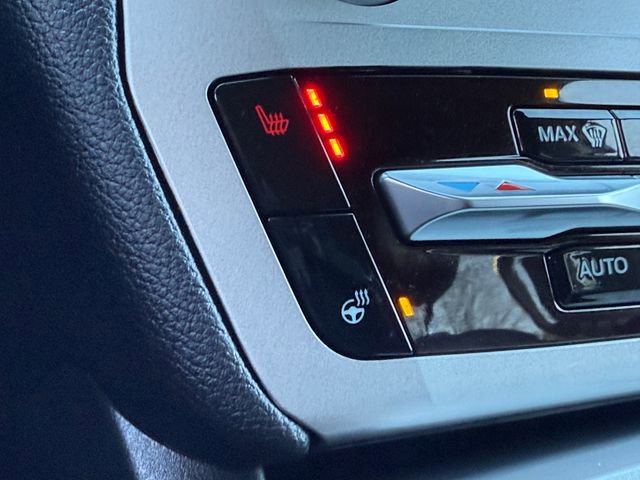 Used 2022 Ford Explorer XLT w/ Equipment Group 202A image 12