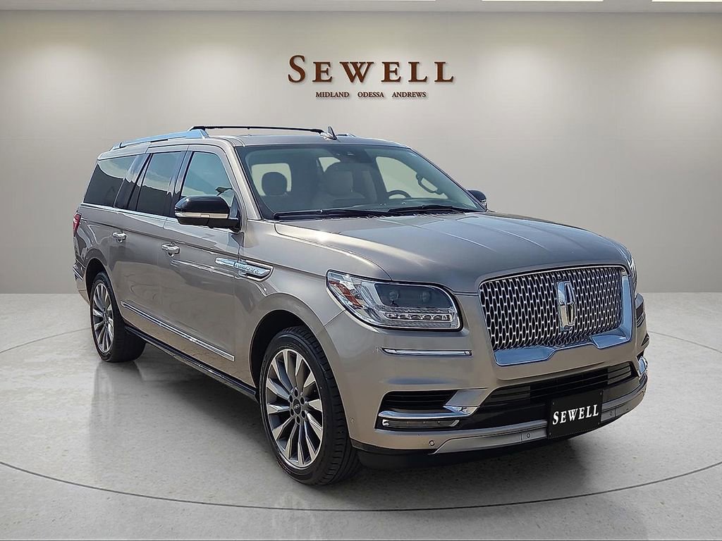 Used 2020 Lincoln Navigator L Reserve w/ Luxury Package AWD/4WD image 7