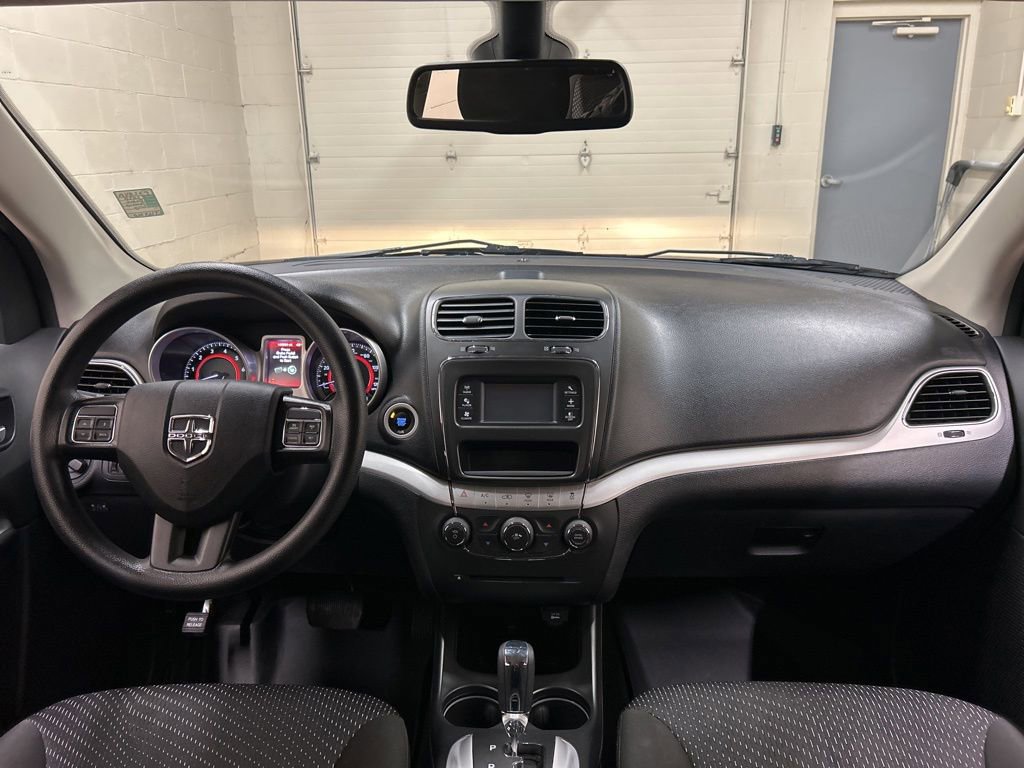 Used 2020 Dodge Journey SE w/ Blacktop Package FWD image 21