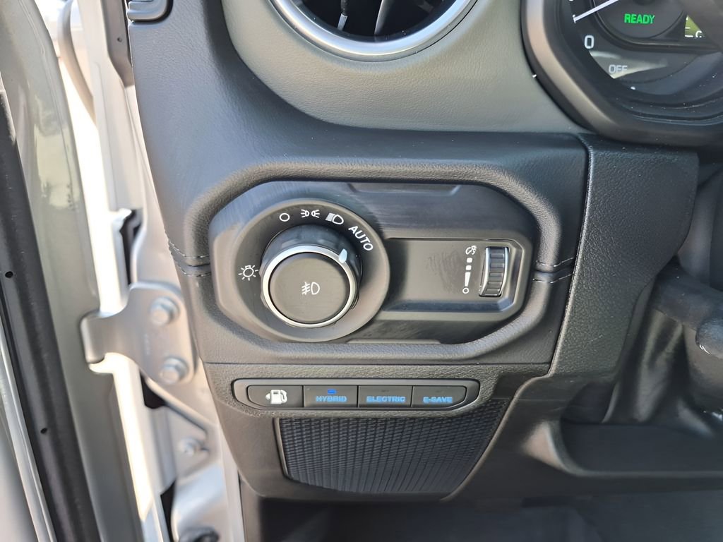 Used 2024 Jeep Wrangler High Altitude image 31