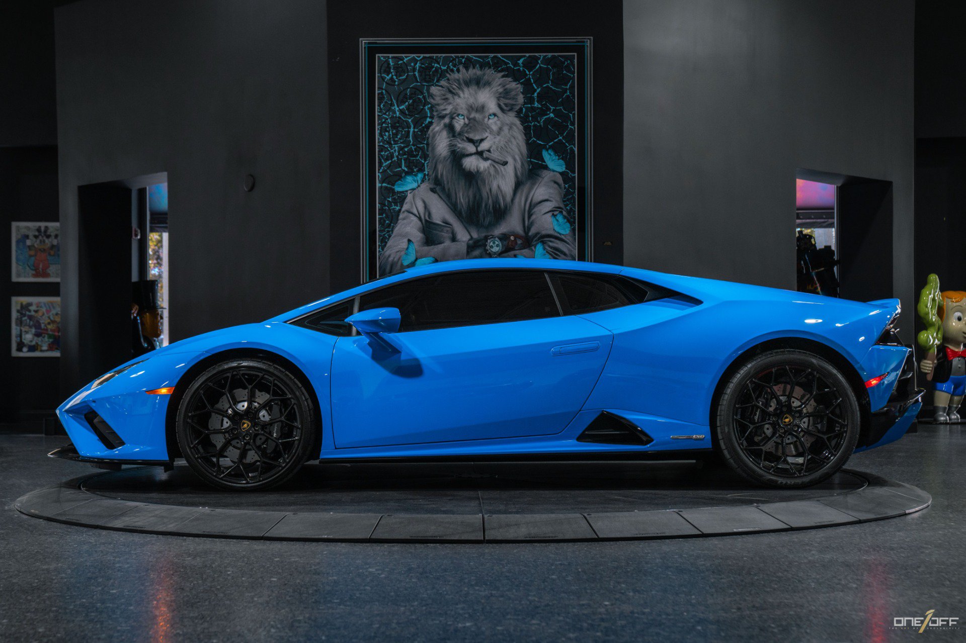 Used 2021 Lamborghini Huracan EVO RWD image 16