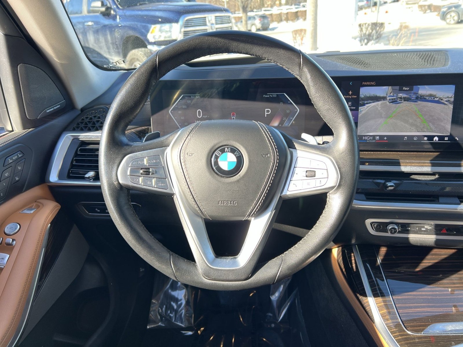 Used 2024 BMW X7 xDrive40i w/ Executive Package image 16