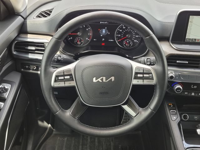 Used 2022 Kia Telluride SX w/ SX Prestige Package AWD/4WD image 10