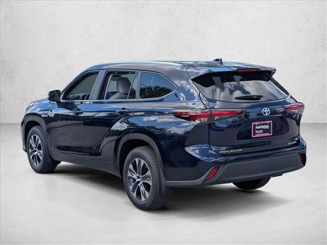 New 2026 Toyota Highlander XLE image 9