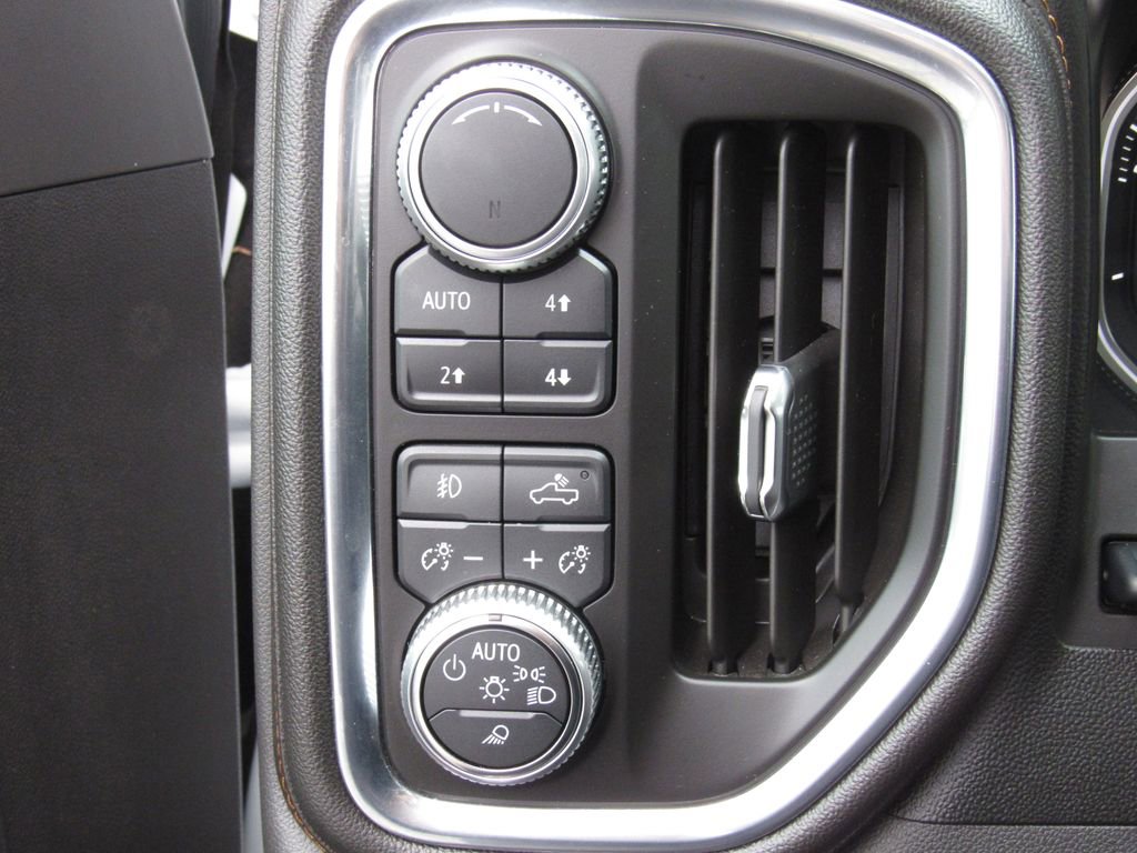 Used 2019 GMC Sierra 1500 AT4 w/ AT4 Premium Package AWD/4WD image 37
