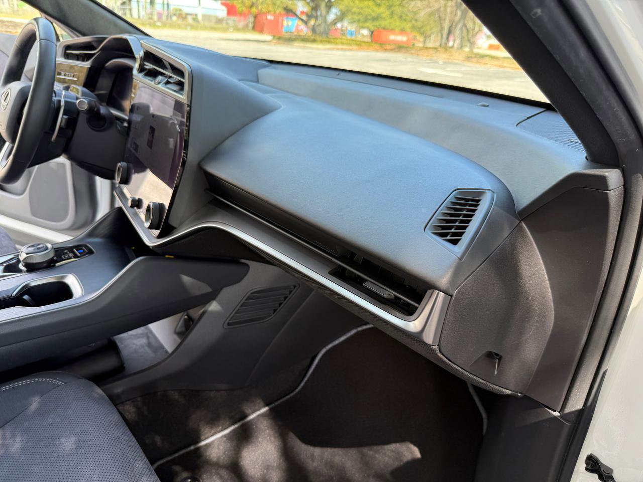 Used 2023 Lexus RZ 450e Premium w/ Accessory Package (Z1) image 21