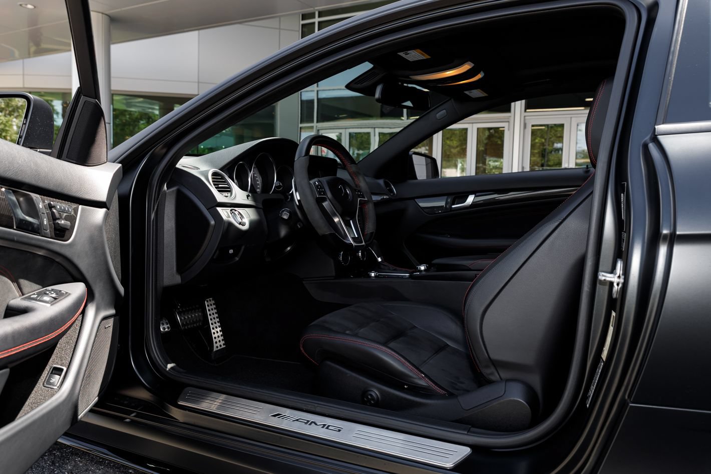 Used 2012 Mercedes-Benz C 63 AMG Coupe image 43