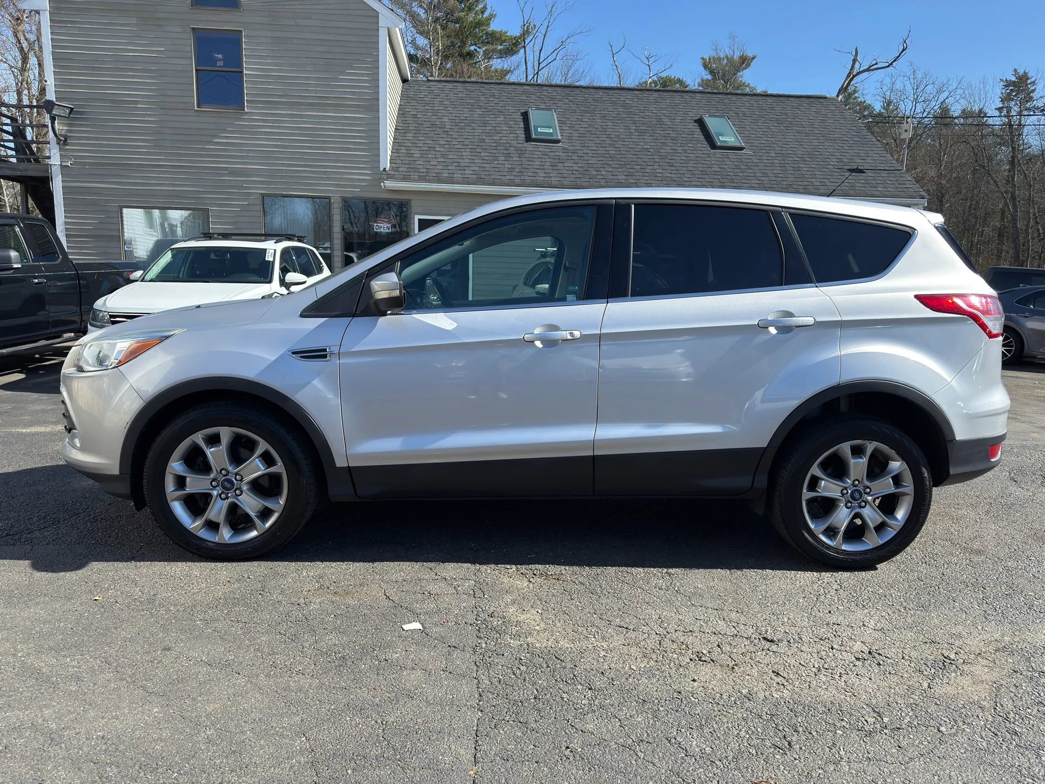 Used 2013 Ford Escape SEL image 4
