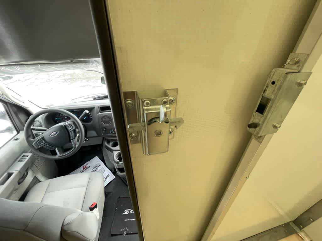 New 2024 Ford E-450 and Econoline 450 Super Duty w/ Power Windows & Locks Group RWD image 28