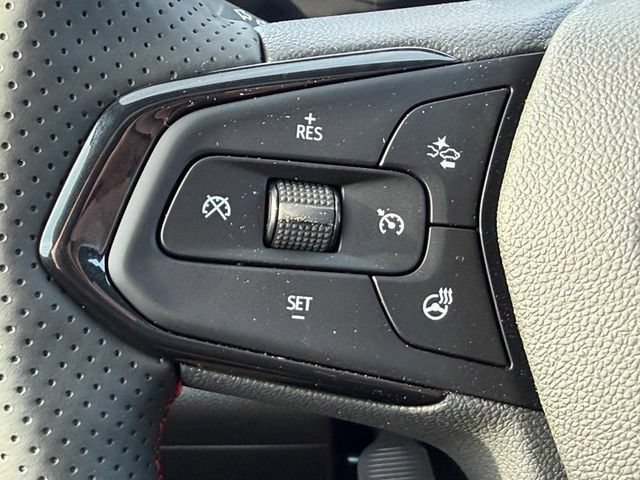 New 2026 Chevrolet Trax RS w/ Sunroof Package FWD image 9