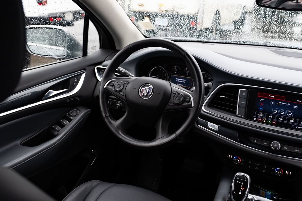 Used 2020 Buick Enclave Premium w/ Sun and Sites Package AWD/4WD image 9
