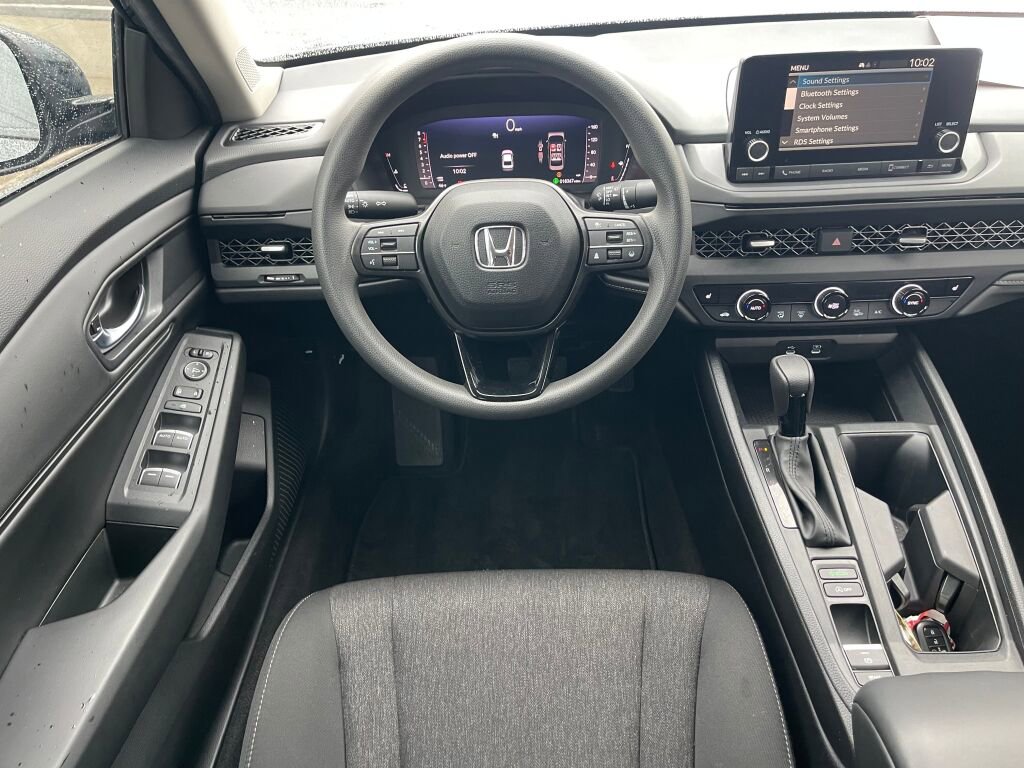 Used 2024 Honda Accord EX image 2