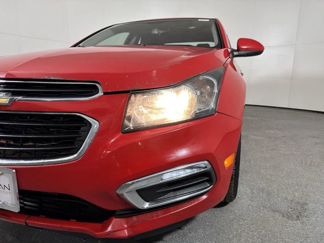 Used 2015 Chevrolet Cruze LT image 24