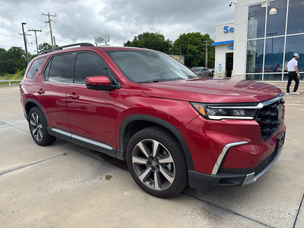 Used 2025 Honda Pilot Elite