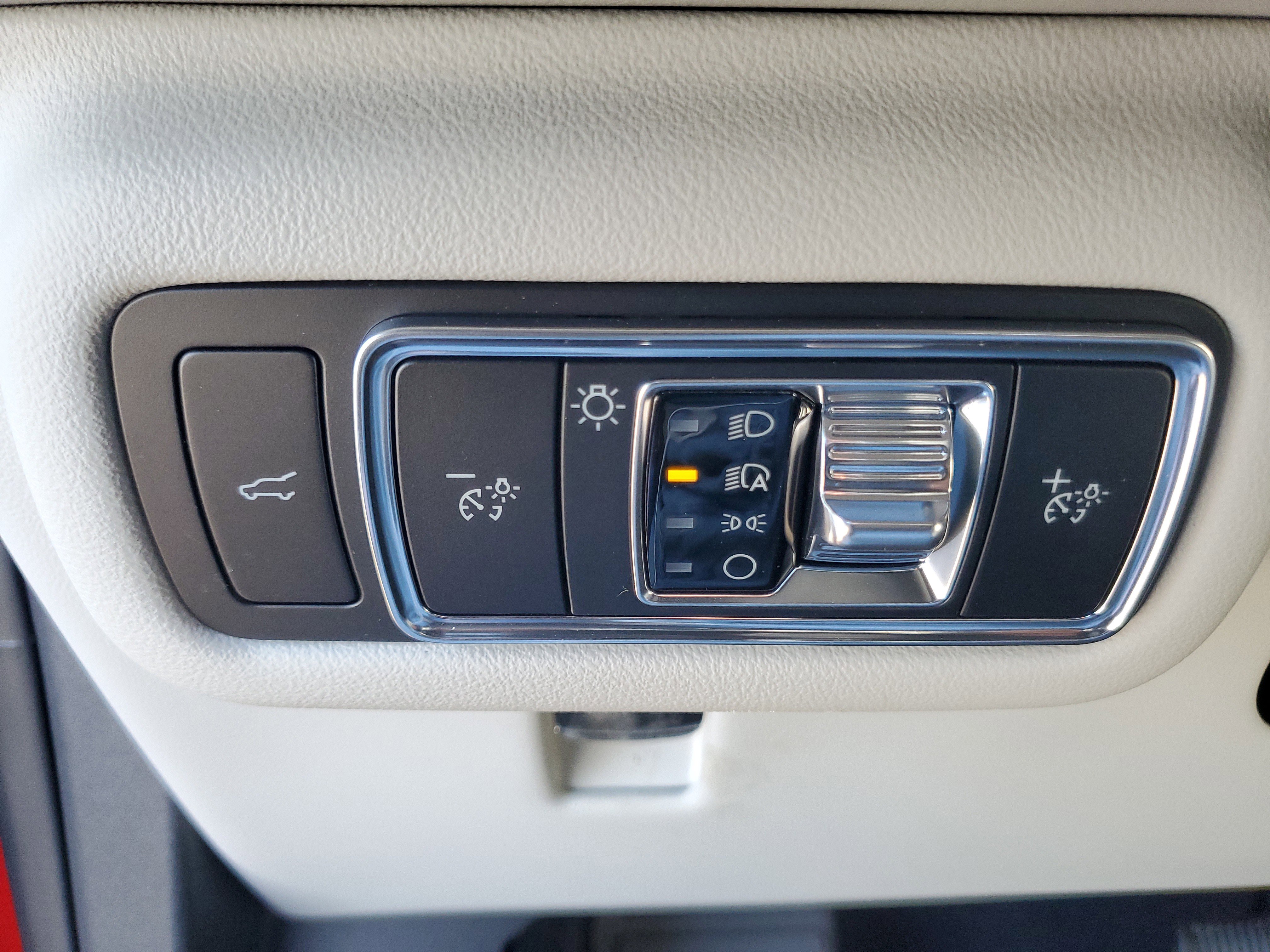 New 2026 Lincoln Nautilus Premier image 13