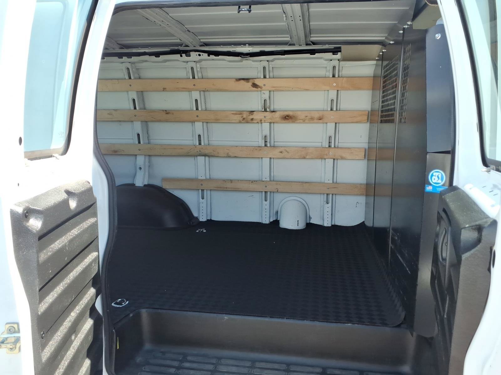 Used 2025 Chevrolet Express 2500 w/ Driver Convenience Package RWD image 18