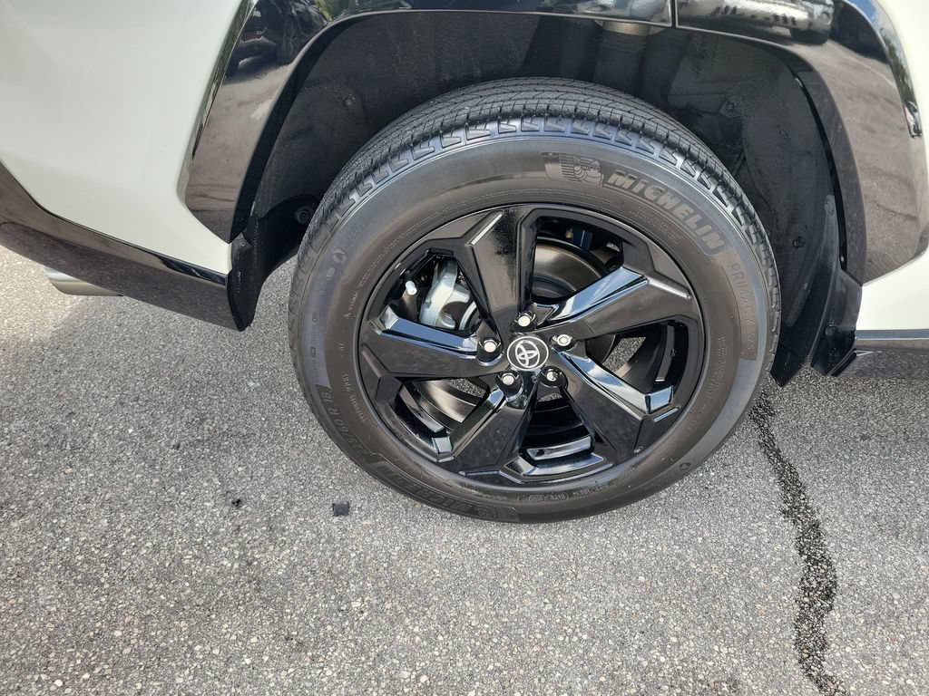 Certified 2020 Toyota RAV4 XSE AWD/4WD image 30