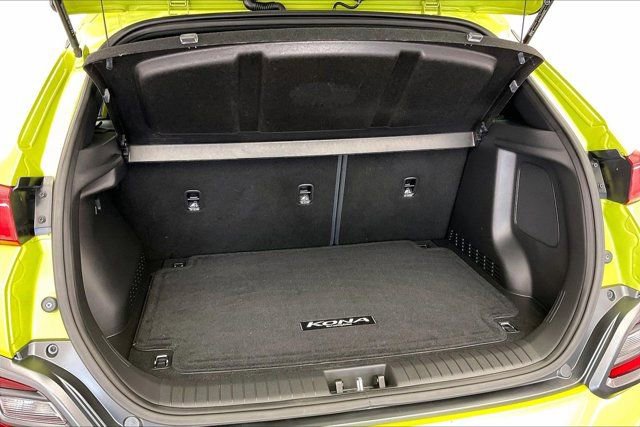 Used 2020 Hyundai Kona Limited w/ Cargo Package image 28
