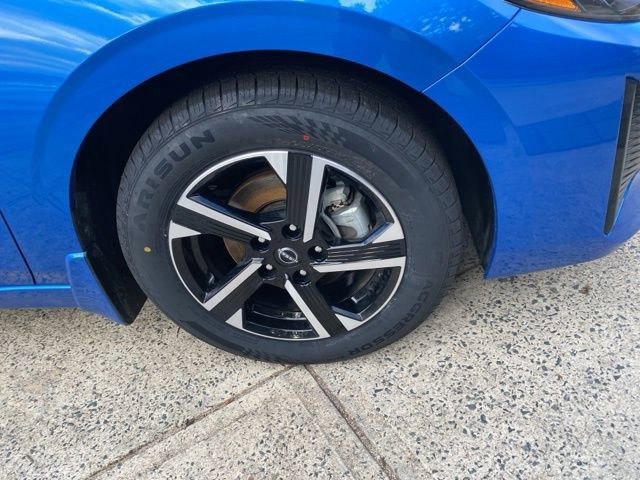 Used 2024 Nissan Sentra SV FWD image 25