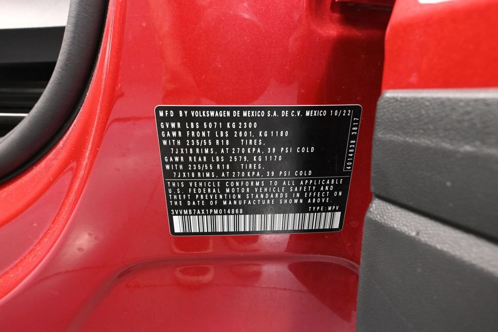 Used 2023 Volkswagen Tiguan SE AWD/4WD image 48