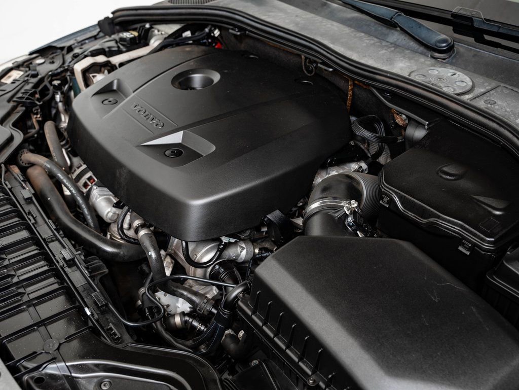 Used 2018 Volvo S60 T5 Cross Country Platinum image 44