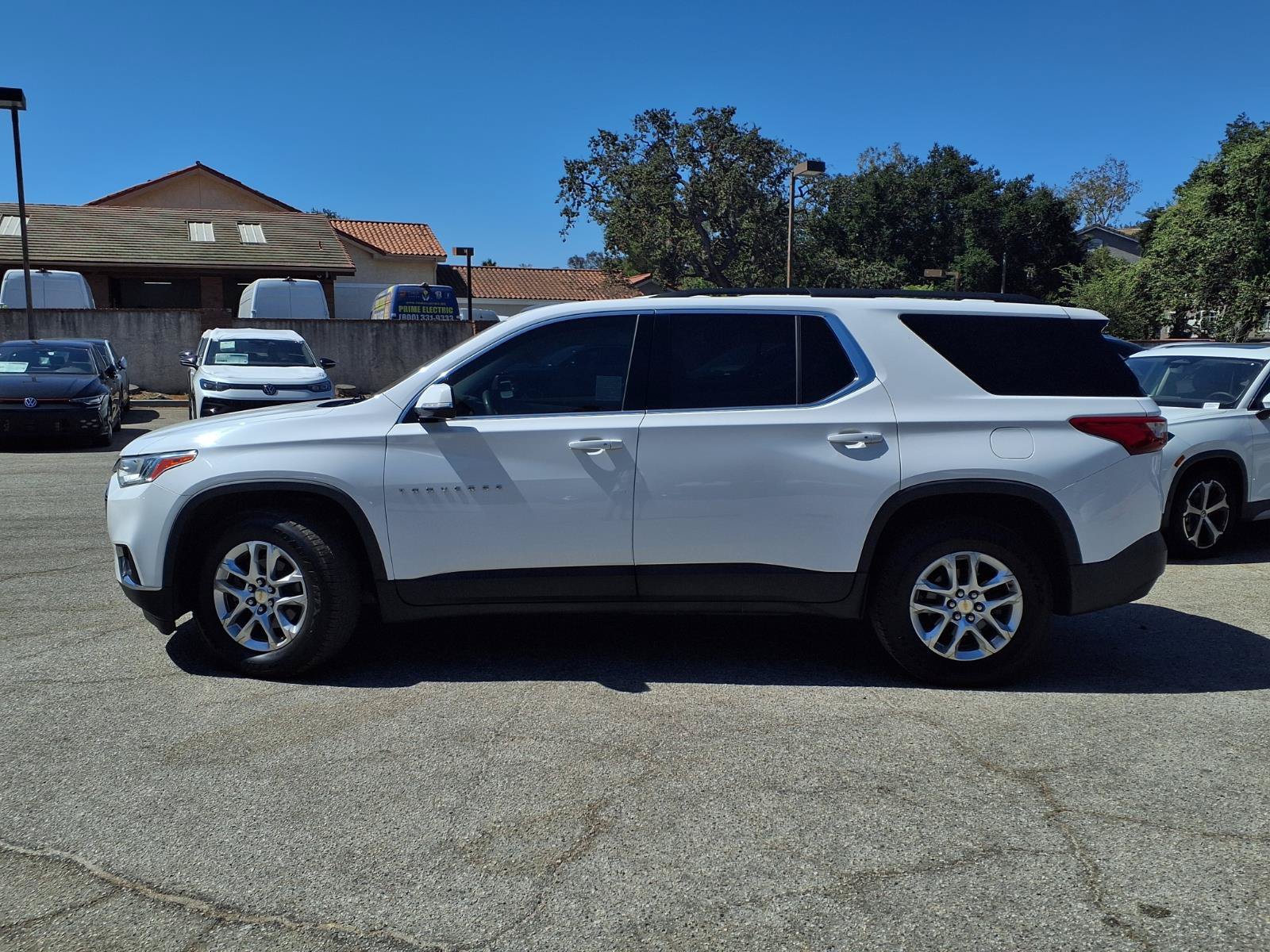 Used 2019 Chevrolet Traverse LT FWD image 3