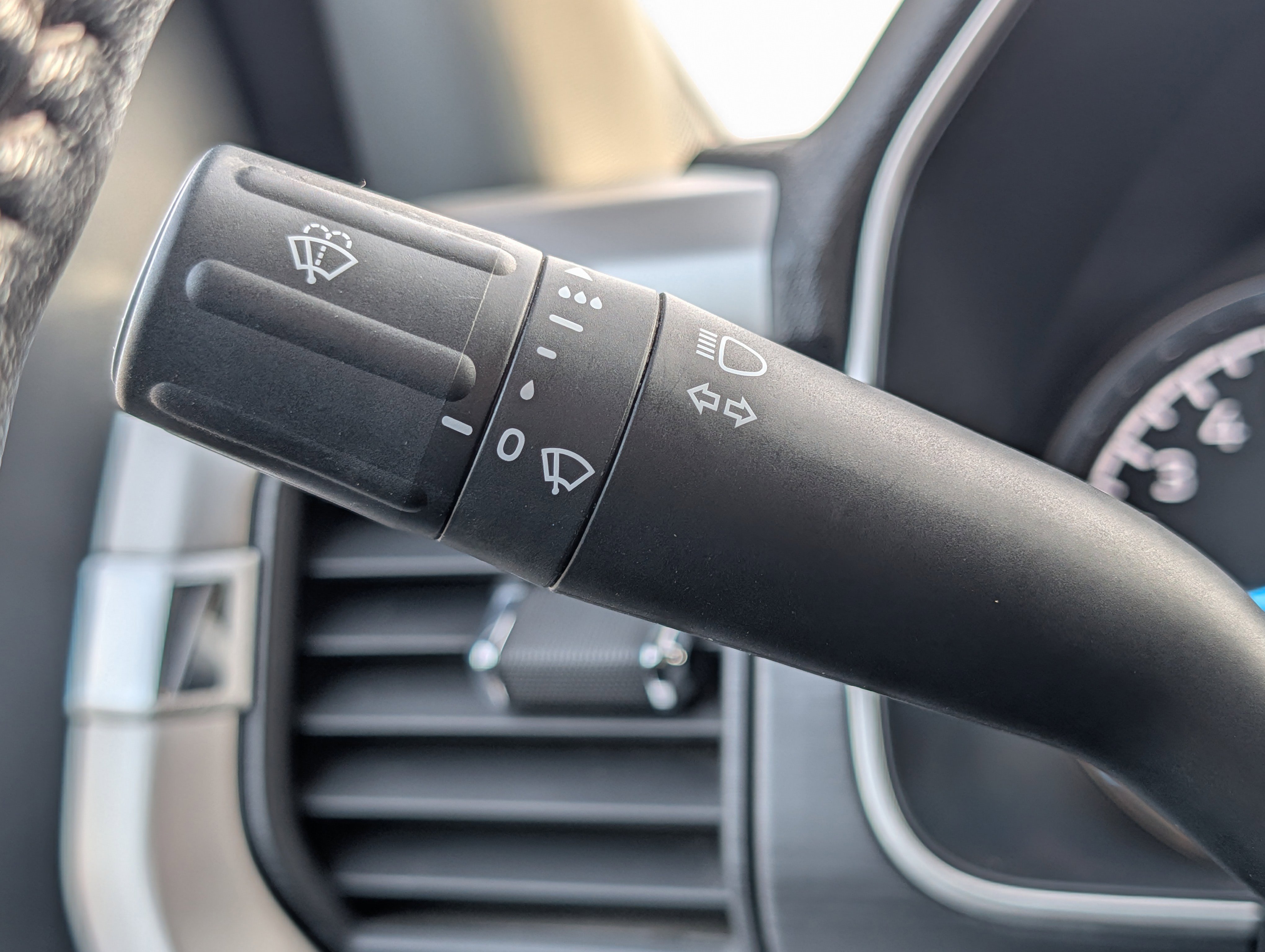 Used 2022 Ford F150 XLT w/ Equipment Group 302A High image 26