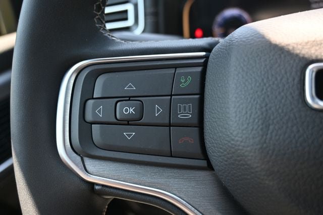 Used 2024 Jeep Wagoneer Series II AWD/4WD image 41