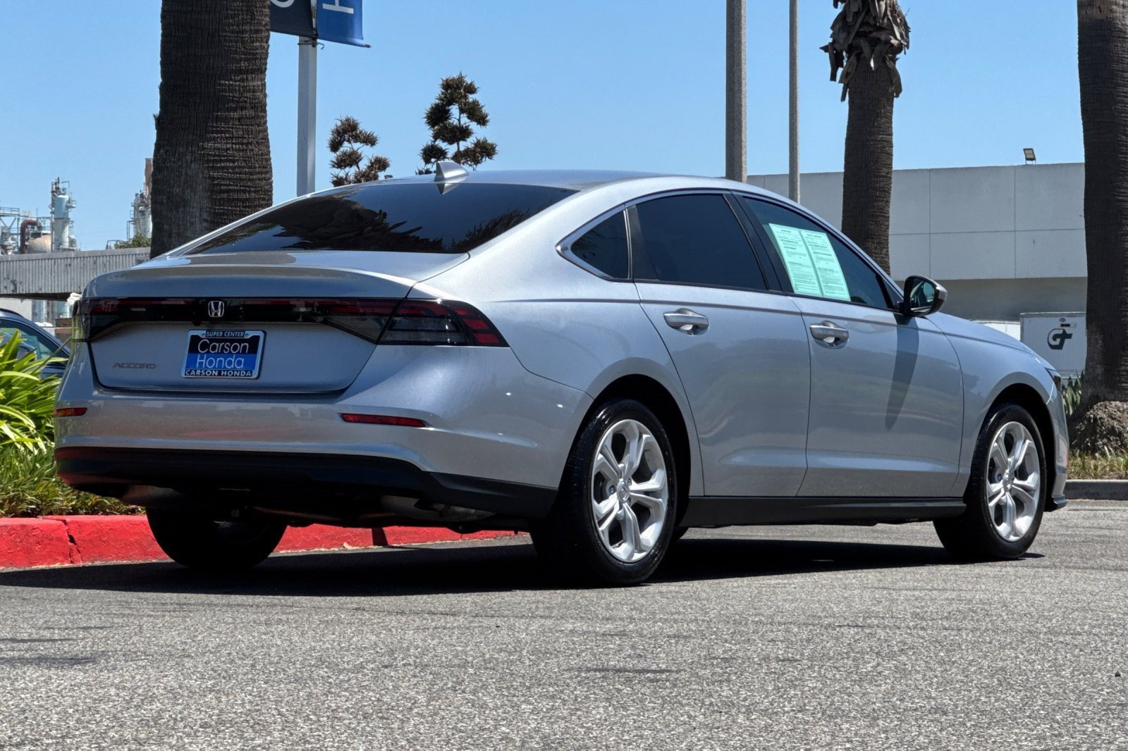 Certified 2025 Honda Accord SE image 9