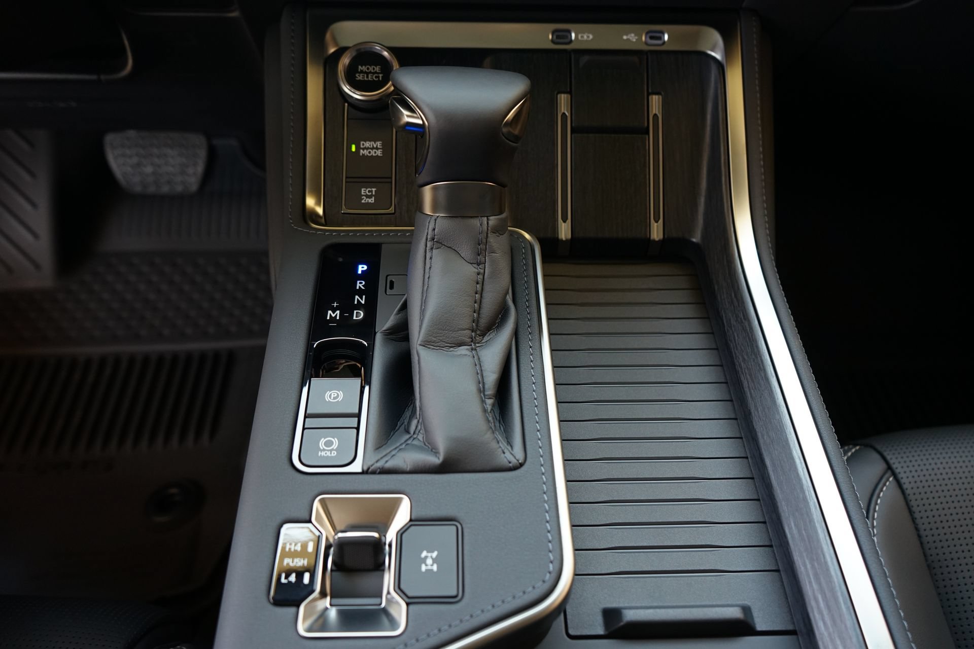 Used 2026 Lexus GX 550 AWD/4WD image 18