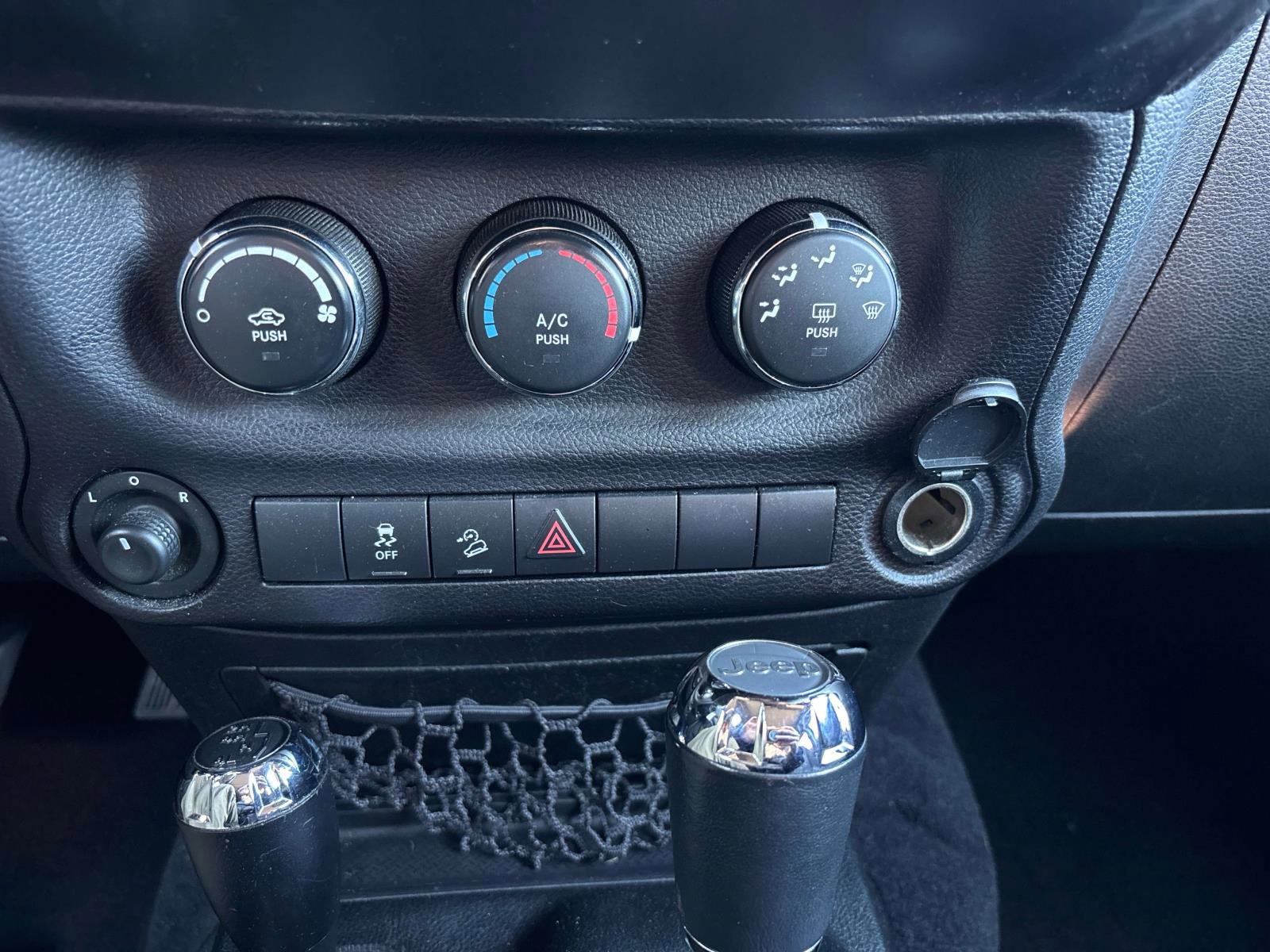 Used 2017 Jeep Wrangler Unlimited Sport w/ Quick Order Package 24S image 18