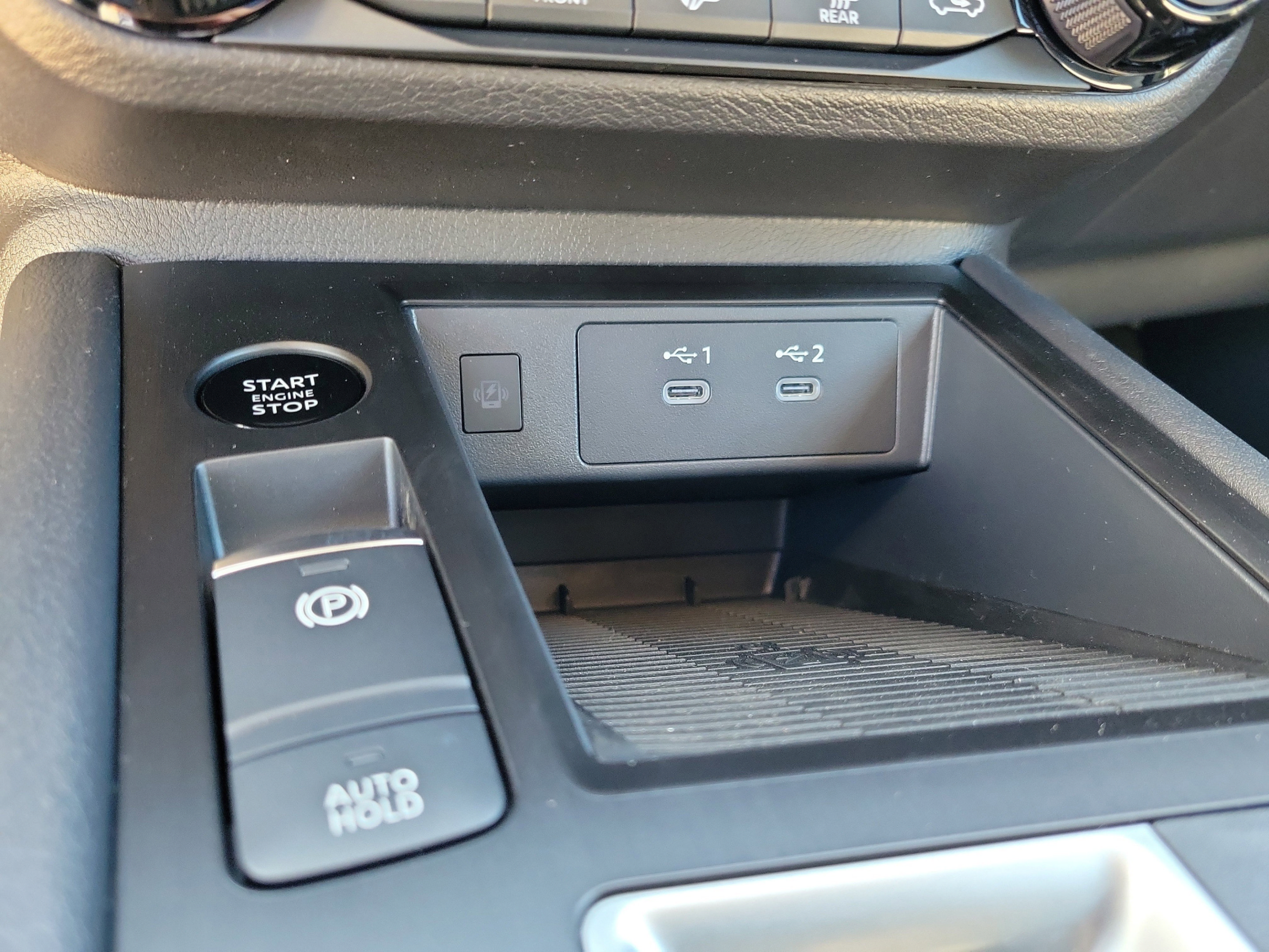 Certified 2026 Nissan Kicks SV FWD image 18