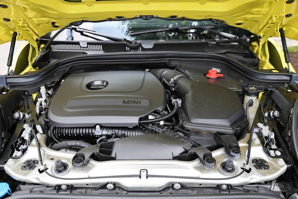 Used 2025 MINI Cooper S FWD image 29