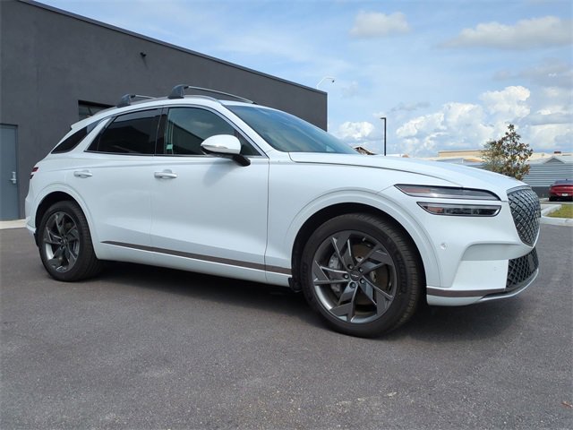 Certified 2024 Genesis Electrified GV70 Advanced image 2