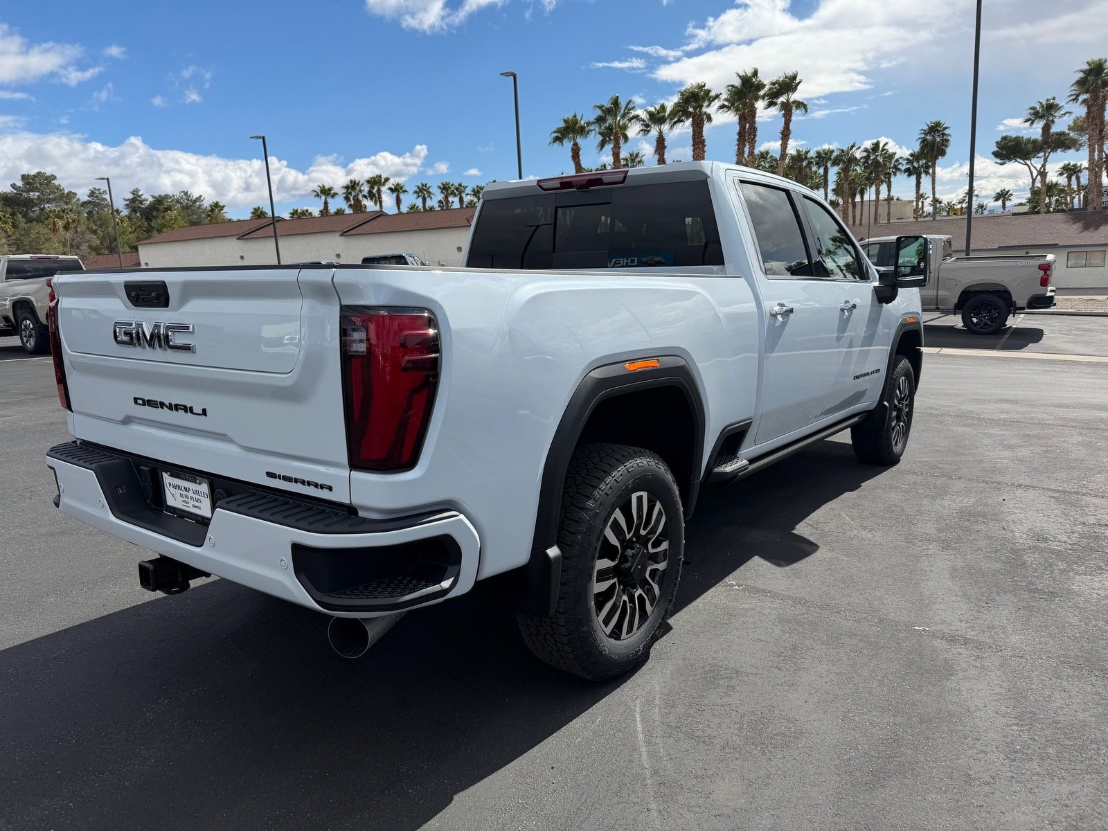 New 2026 GMC Sierra 3500 Denali Ultimate w/ LPO, Black Badging Package image 3