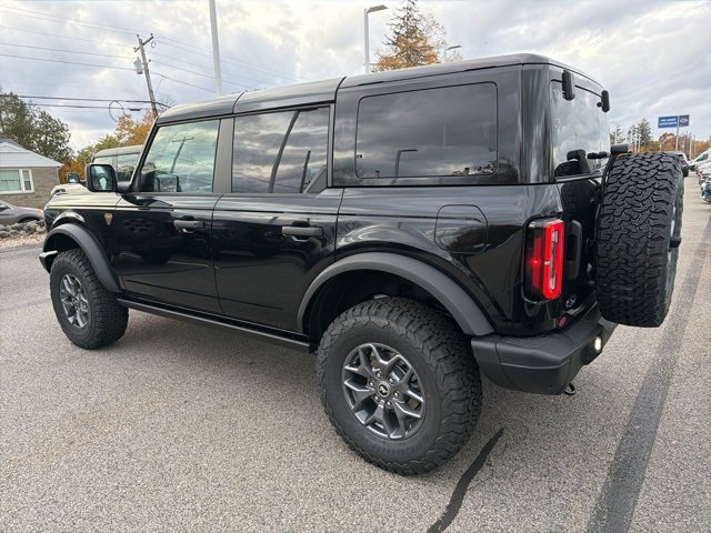 New 2025 Ford Bronco Badlands image 4