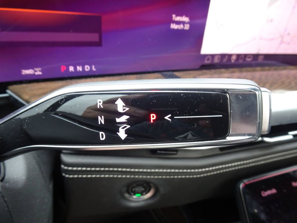 Certified 2025 Cadillac Escalade Sport Platinum w/ LPO, Floor Liner Package image 20