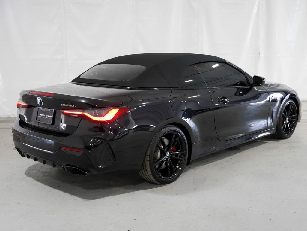 Used 2023 BMW M440i Convertible w/ Premium Package RWD image 6