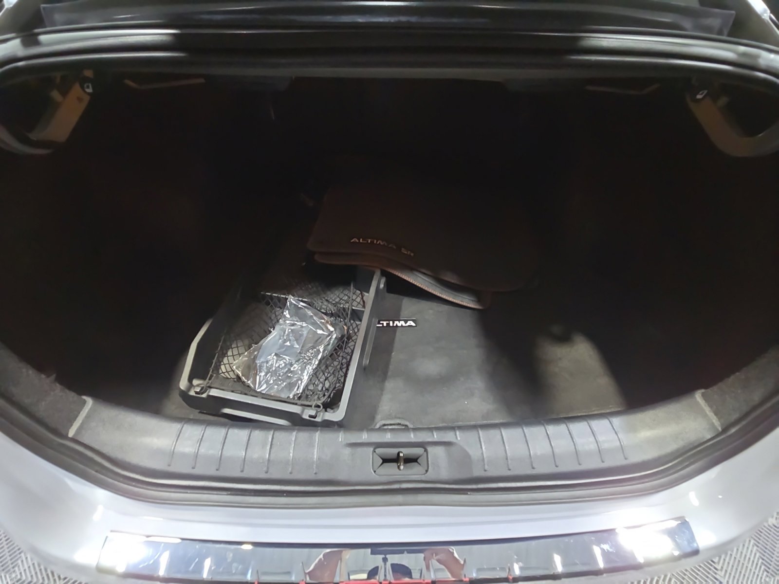 Used 2023 Nissan Altima 2.5 SR image 34