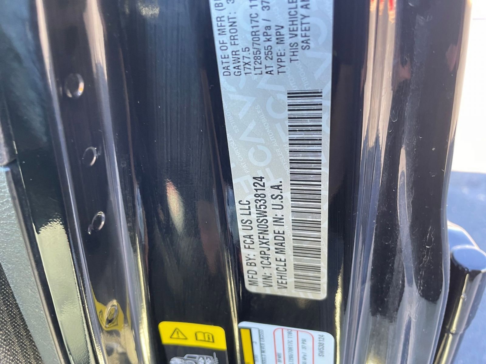 Used 2025 Jeep Wrangler Unlimited Rubicon image 29