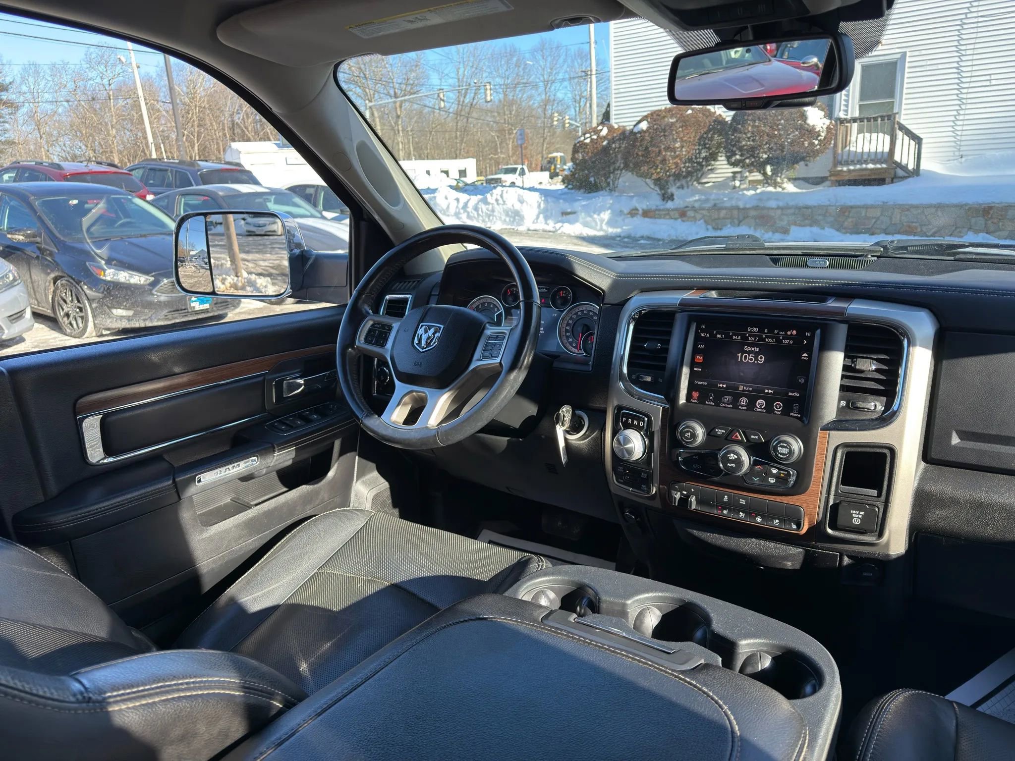 Used 2014 RAM 1500 Laramie image 28